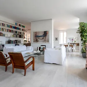 Piazza Fanti Luxury Apartment