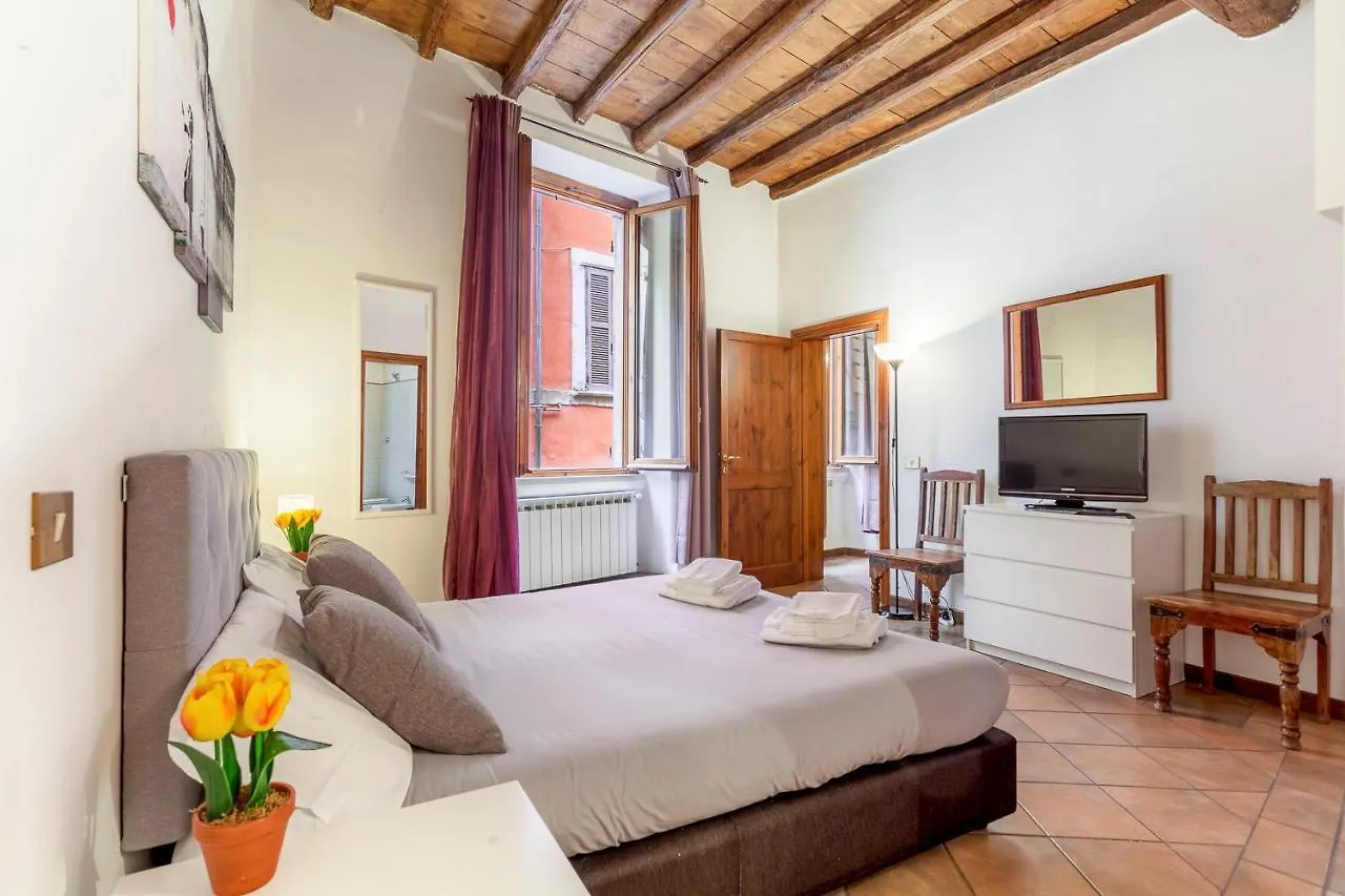Balestrari Palace Rome Apartment